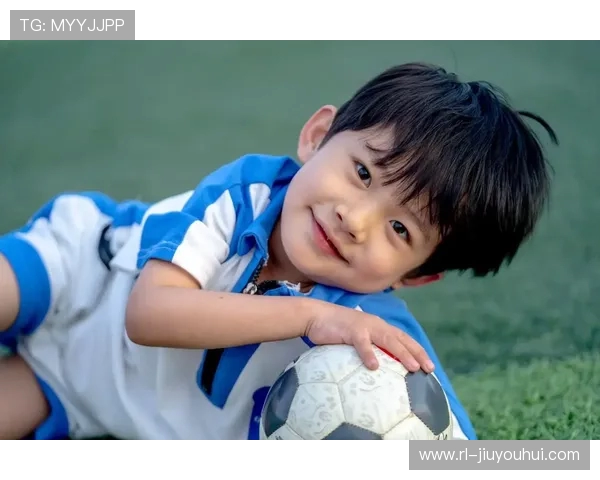 围绕童年动画足球男孩形象展开的温情励志成长故事标题新篇章之光