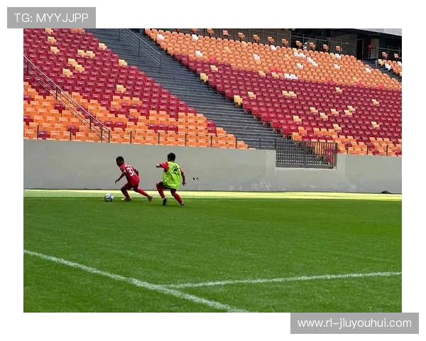 龙兴足球场当前建设进展与未来发展规划分析